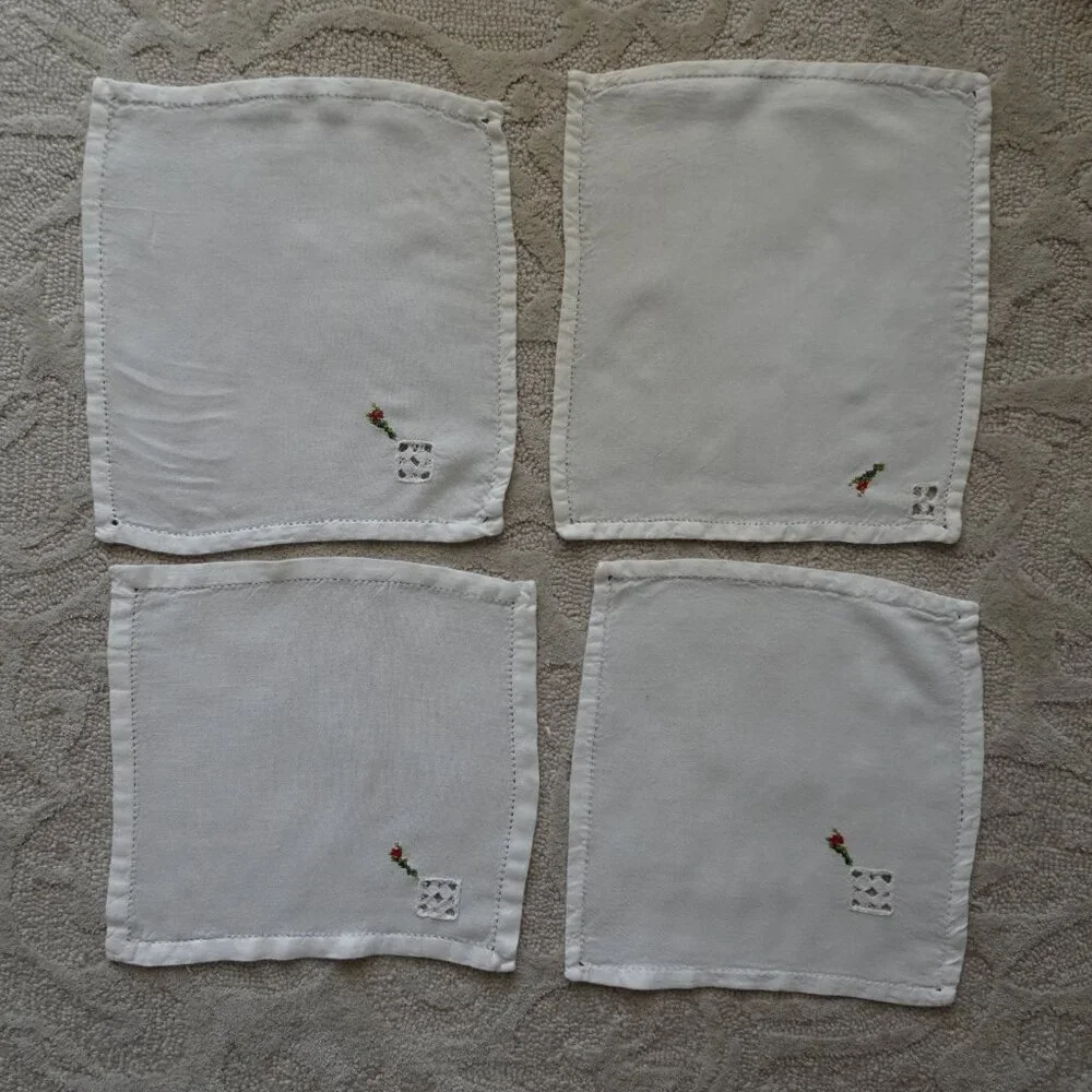 Vintage Handmade Tablecloth 76